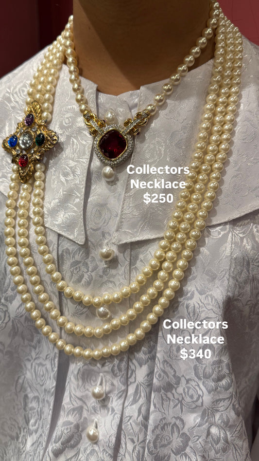 LONG PEARL NECKLACE WITH MULTICOLOR PIECE