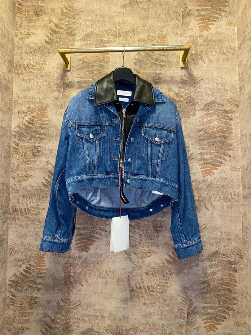 RUNWAY ALEXANDER MCQUEEN JACKET