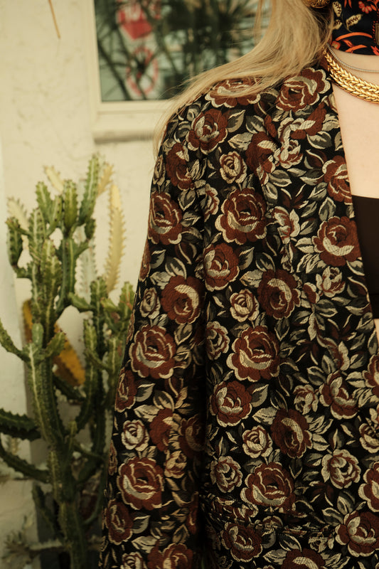 EMBROIDERED FLOWERS BLAZER