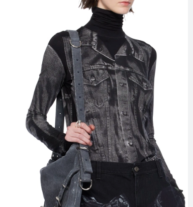 11. JPG TROMPE LOUEIL TURTLE NECK