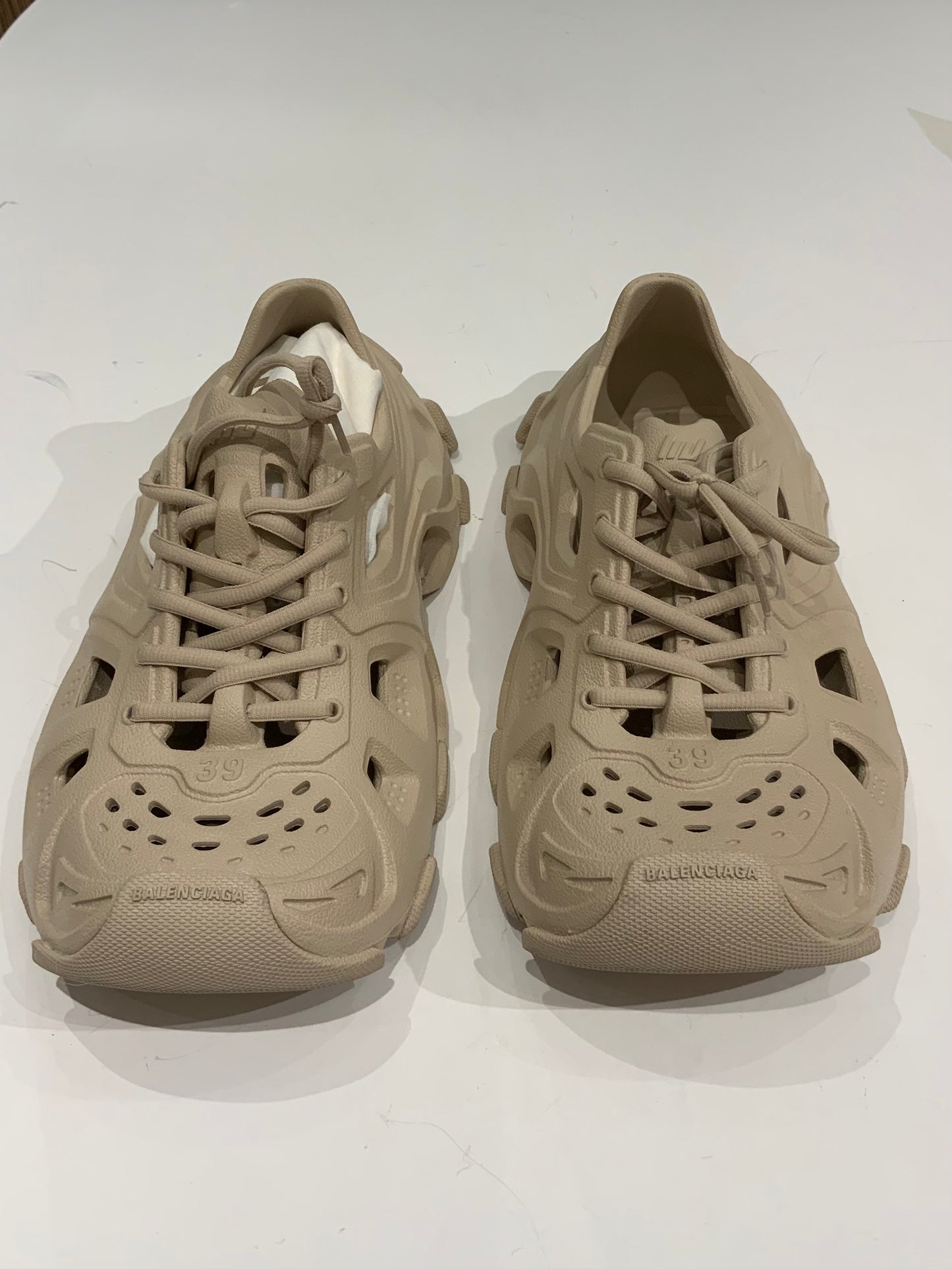 BALENCIAGA HD LACE UP RUBBER SNEAKERS