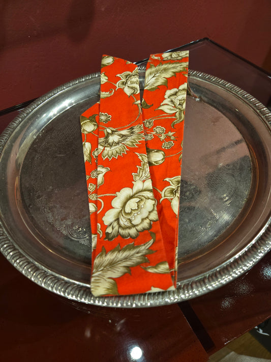 GUCCI SCARF/FOULARD