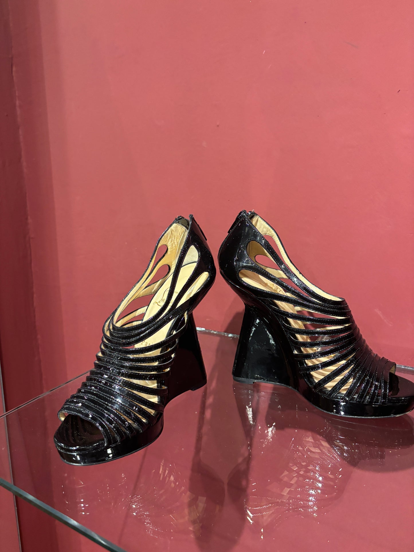 CHRISTIAN LOUBOUTIN DISQUEEN SANDALS