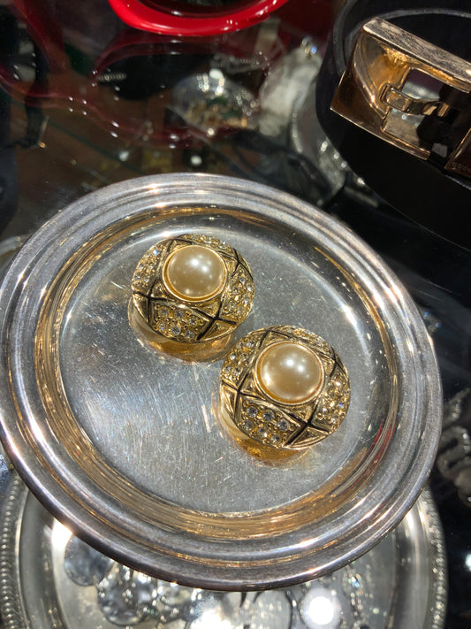 VINTAGE EARRING WITH PEARLS & CRYSTAL