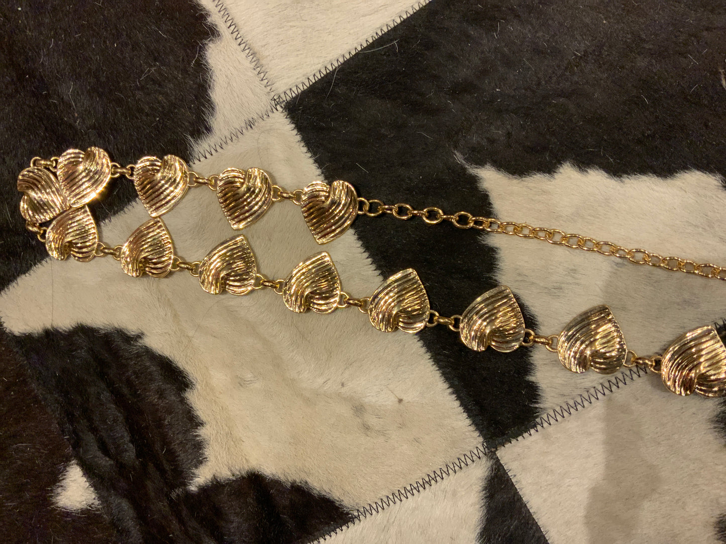 HEARTS CHAIN BELT