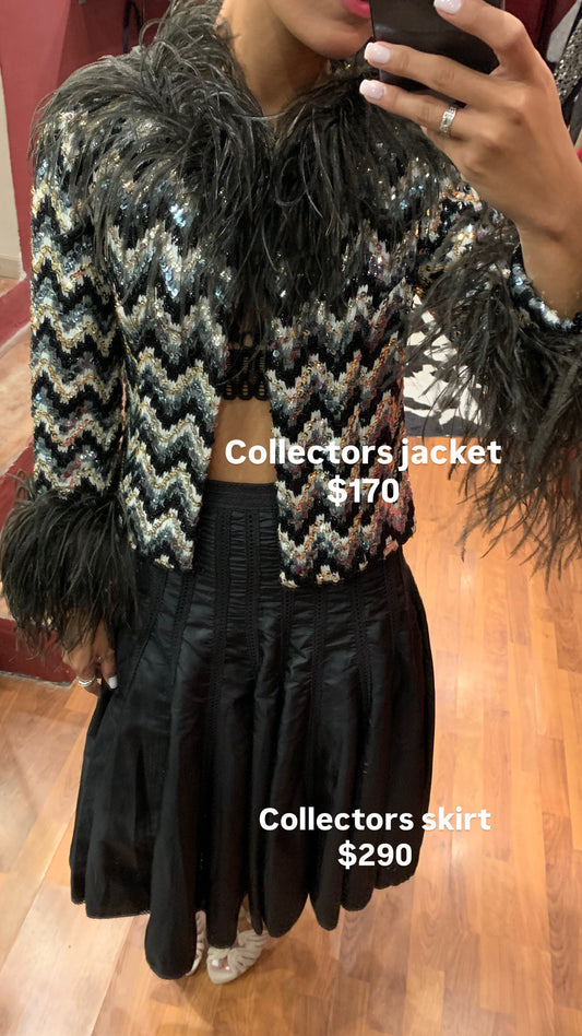 SHORT FEATHER AND SEQUINS JACKET