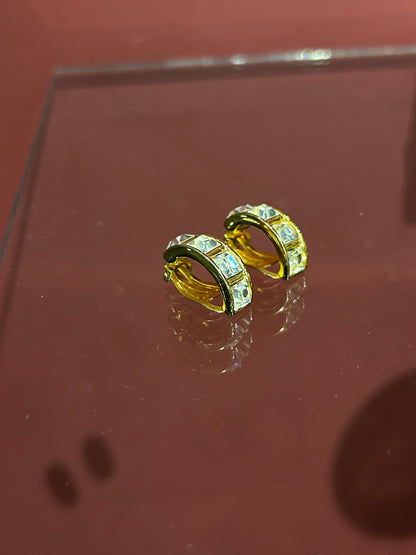 HALF HOOP CRYSTAL GOLDEN EARRINGS