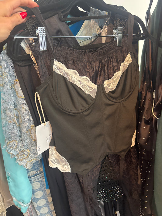 31. CORSET TOP