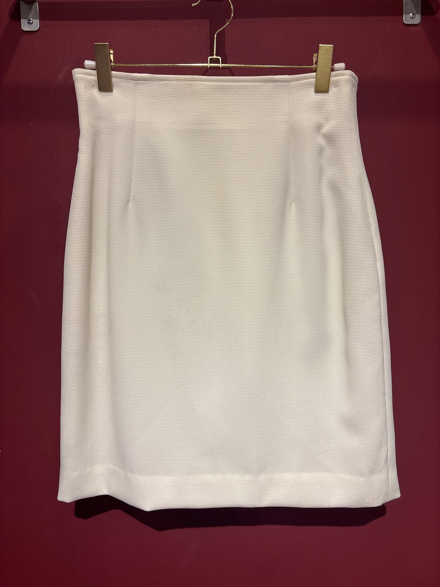 SHORT SLEEVED JACKET AND SKIRT SET