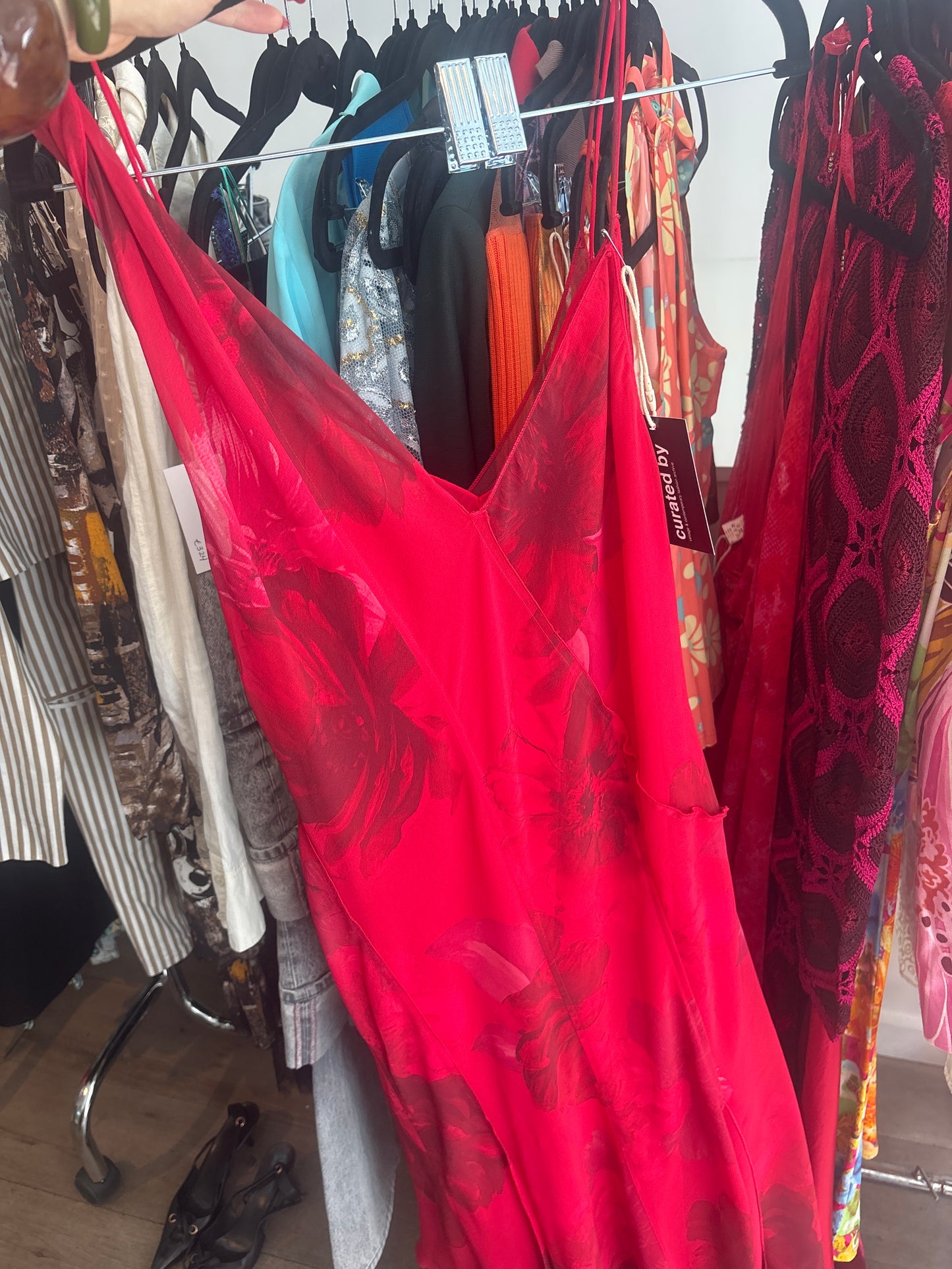 39. COLLECTORS DRESS
