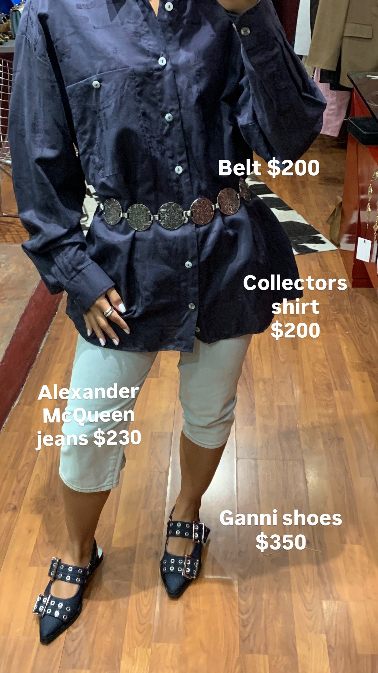 OVERSIZED BLOUSE
