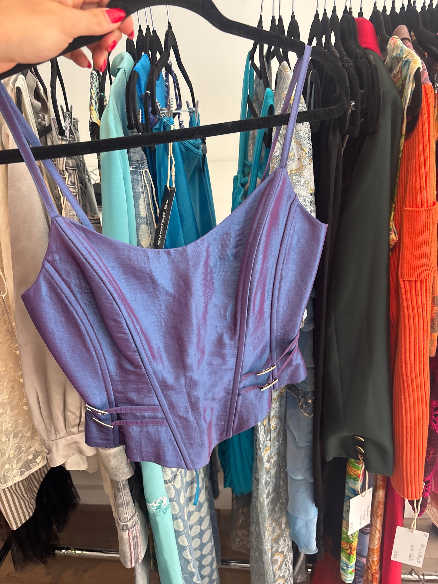 29. VINTAGE BUSTIER