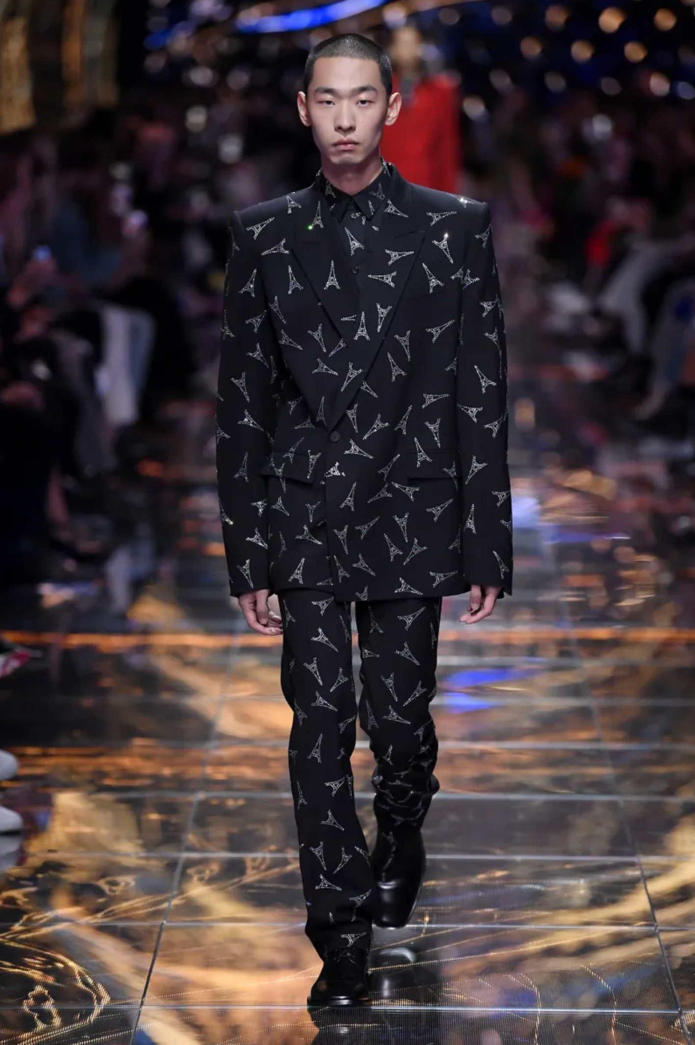 RUNWAY BALENCIAGA EIFFEL TOWER SWEATER