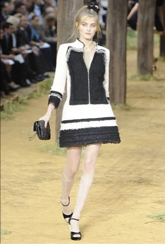 CHANEL SPRING 2010 BICOLOR JACKET