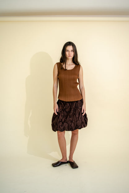 PLEATED SLEEVESLESS TOP