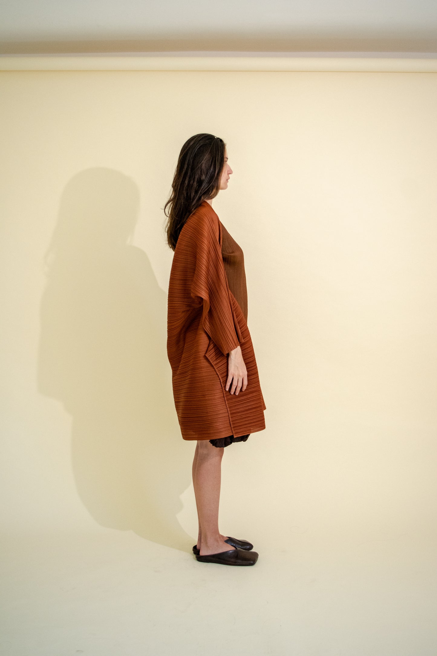 ISSEY MIYAKE LONG PLEATED OVERSHIRT