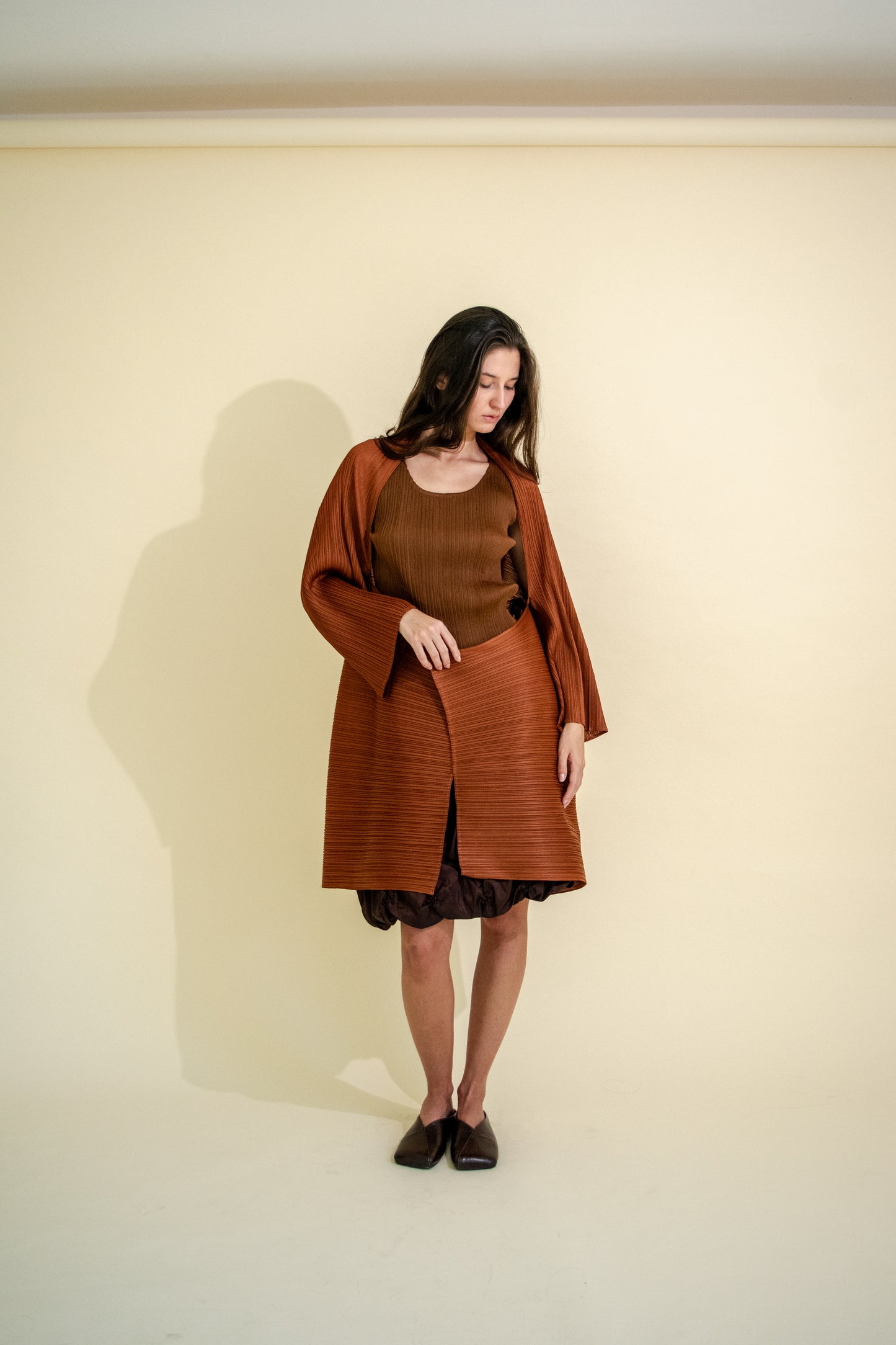 ISSEY MIYAKE LONG PLEATED OVERSHIRT