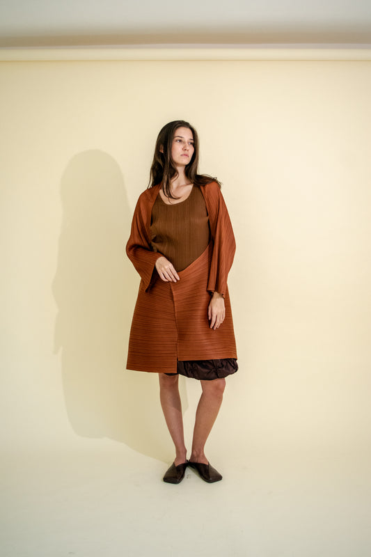 ISSEY MIYAKE LONG PLEATED OVERSHIRT