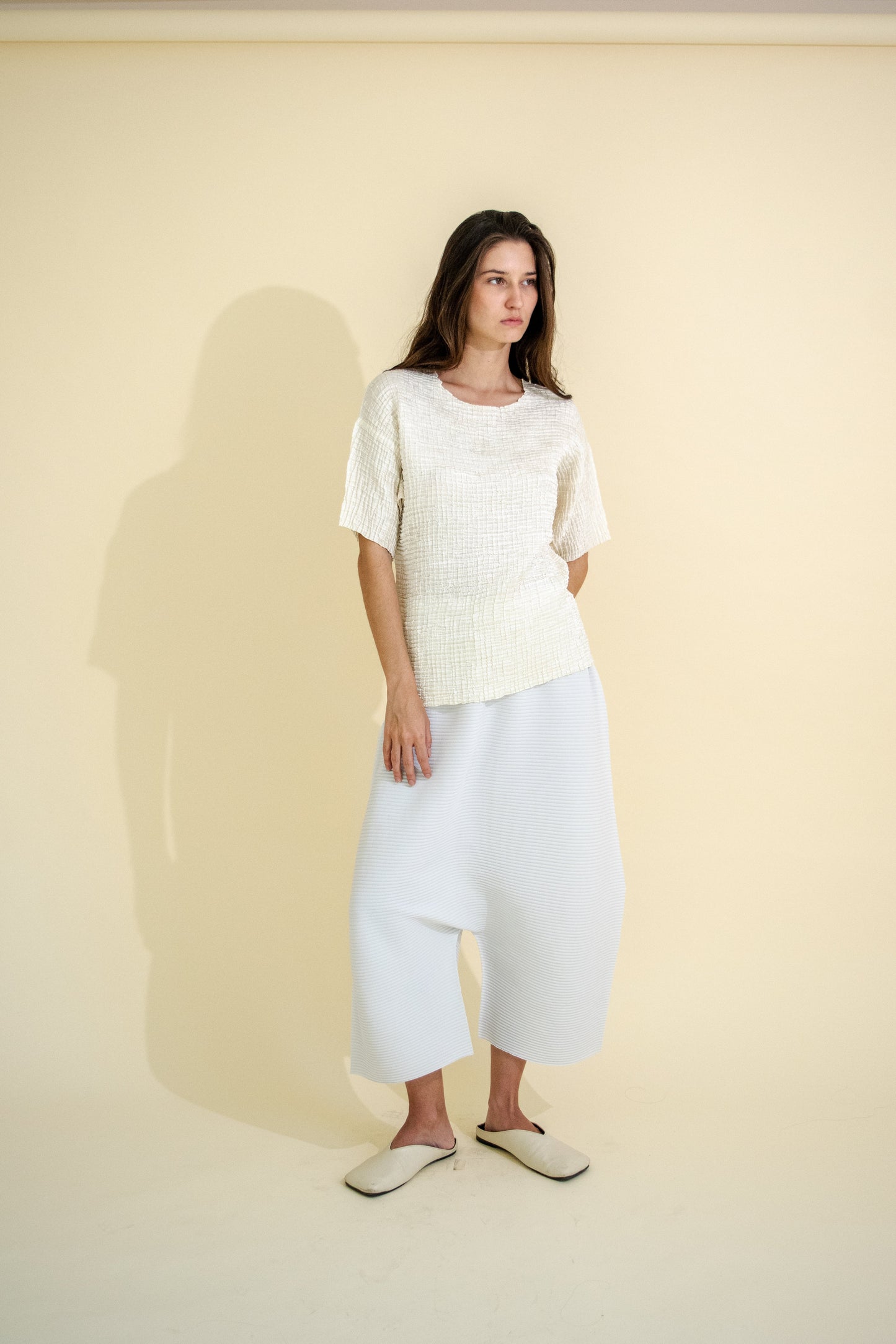 SHORT SLEEVED WAFFER TOP