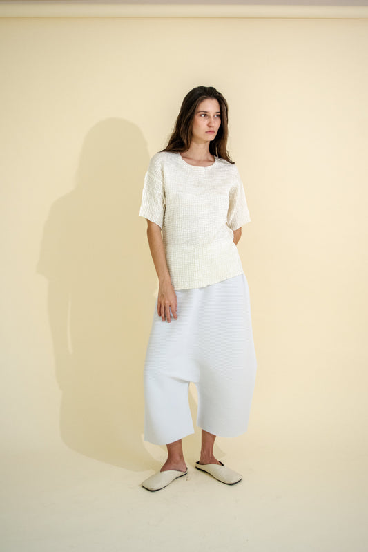 SHORT SLEEVED WAFFER TOP
