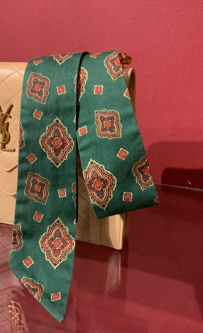 GUCCI SCARF/FOULARD
