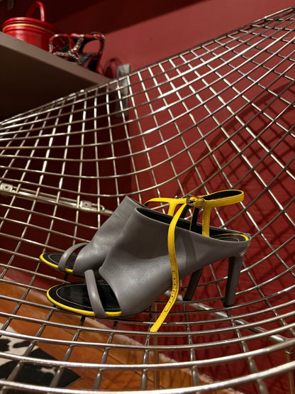 BALENCIAGA BICOLOR SANDALS (36.5)