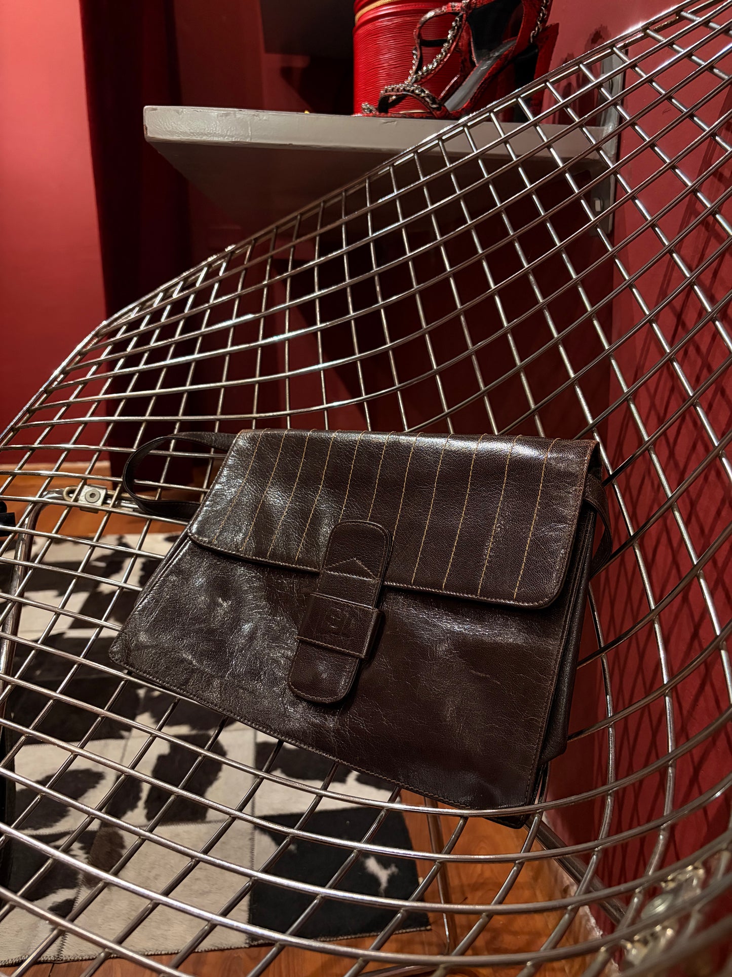 FENDI BROWN LEATHER CROSSBODY ENVELOPE BAG