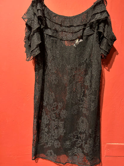 MARJOLAINE LACE TOP WITH FRU FRU SLEEVES
