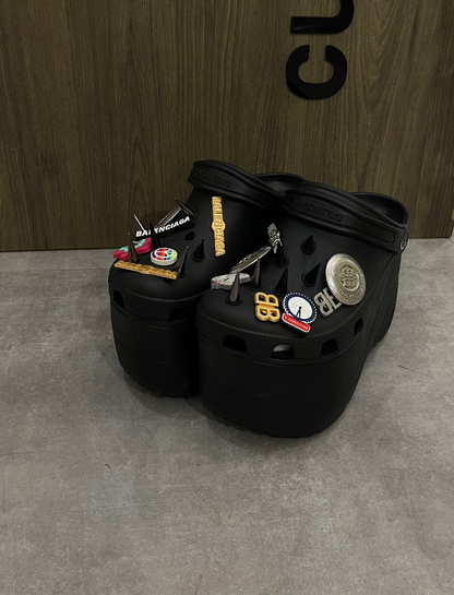 RUNWAY BALENCIAGA CROCS PLATFORM