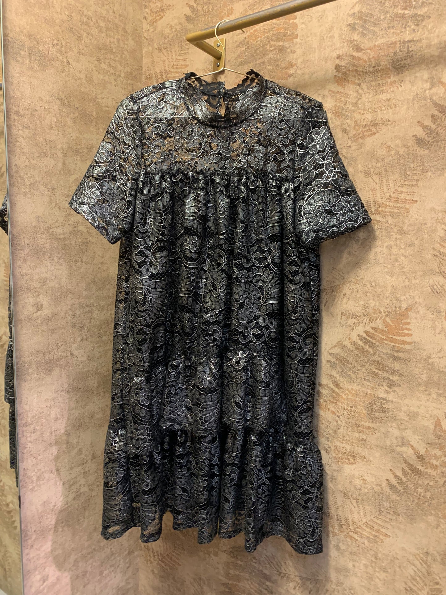 HIGH-NECK BROCARD LACE DRESS