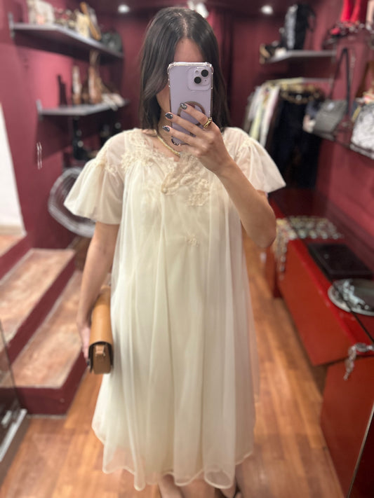 NUISETTE AND DÉSHABILLE SET IN LACE
